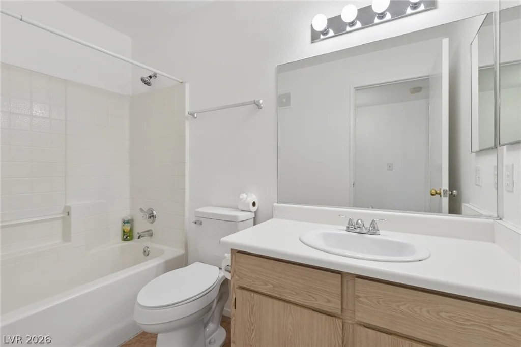 7885 Flamingo, Las Vegas, NV 89147