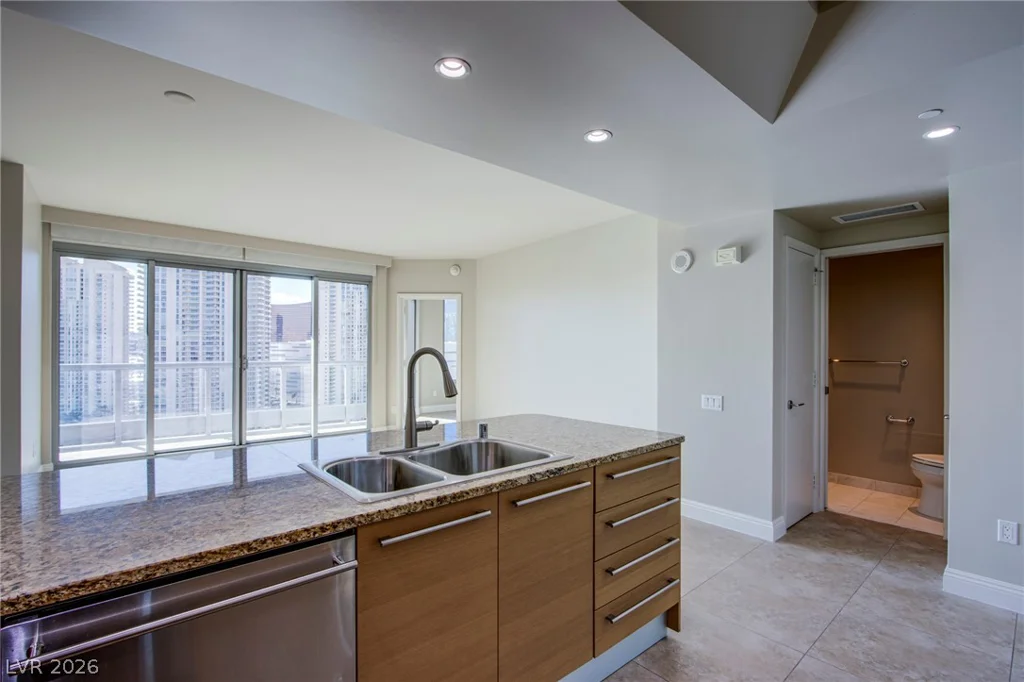 222 Karen, Las Vegas, NV 89109