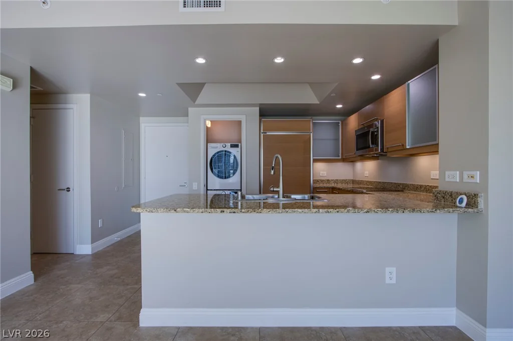 222 Karen, Las Vegas, NV 89109