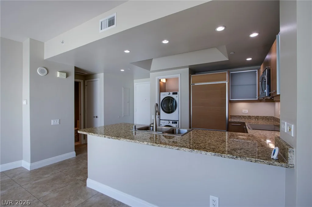 222 Karen, Las Vegas, NV 89109