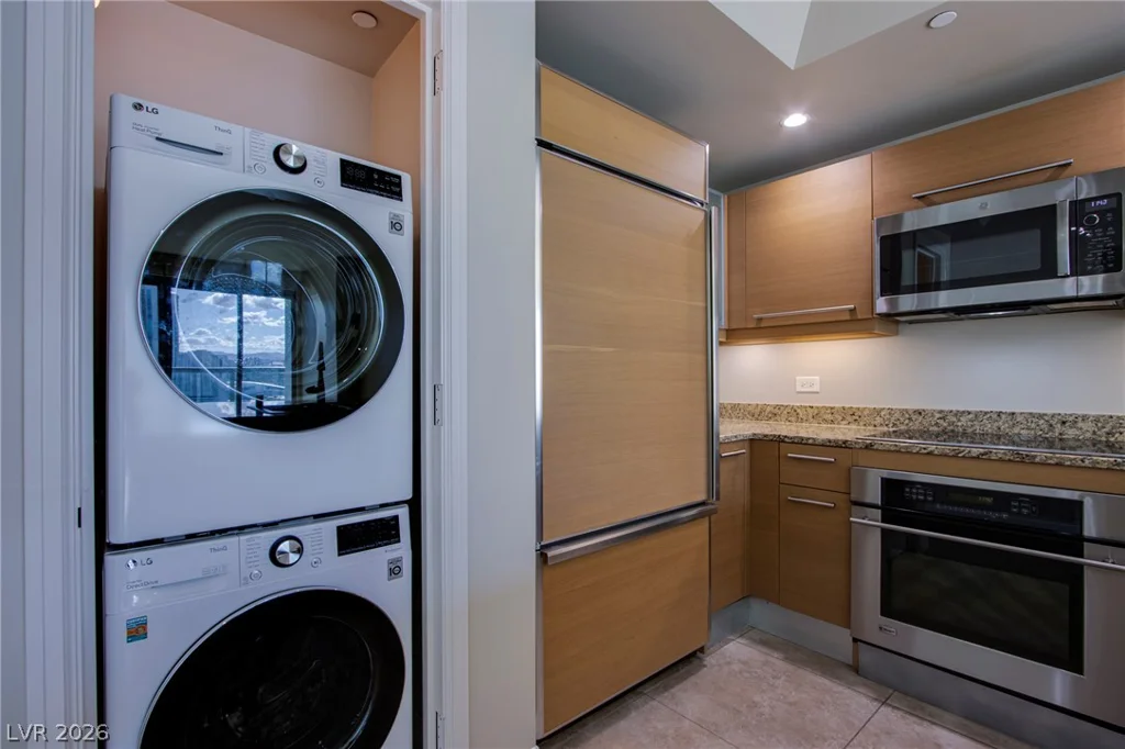 222 Karen, Las Vegas, NV 89109