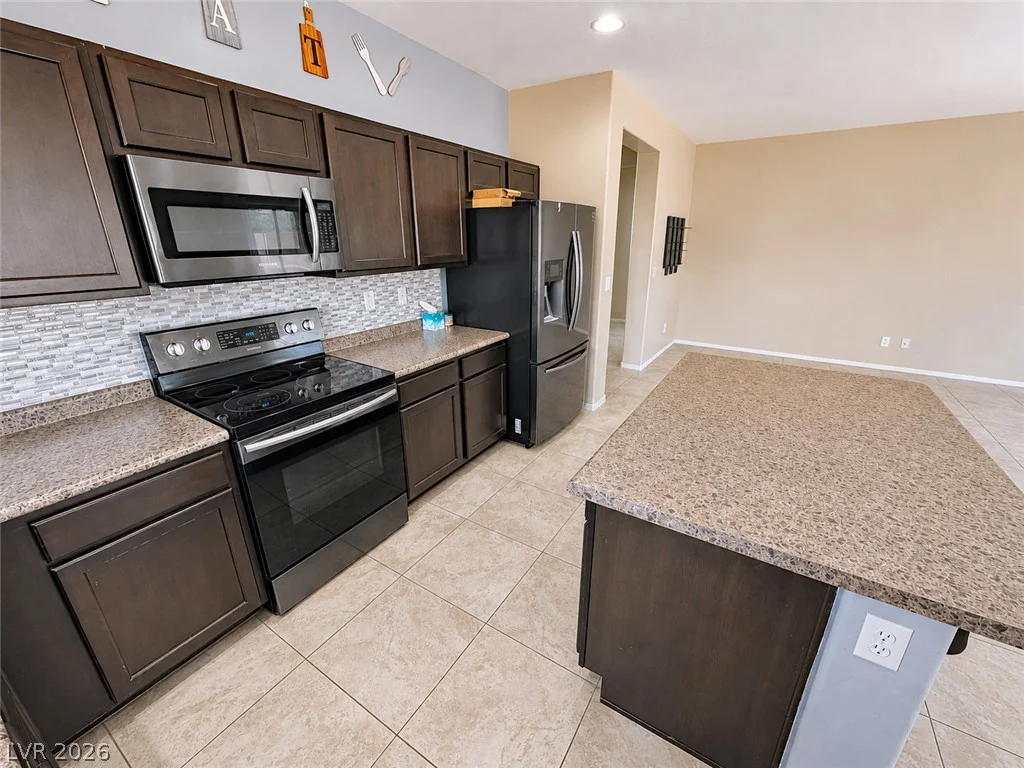 4862 Adriano, Pahrump, NV 89061