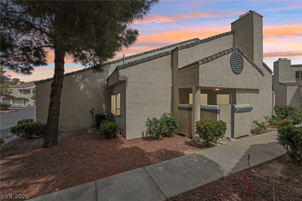 8913 Antioch, Las Vegas, NV 89117