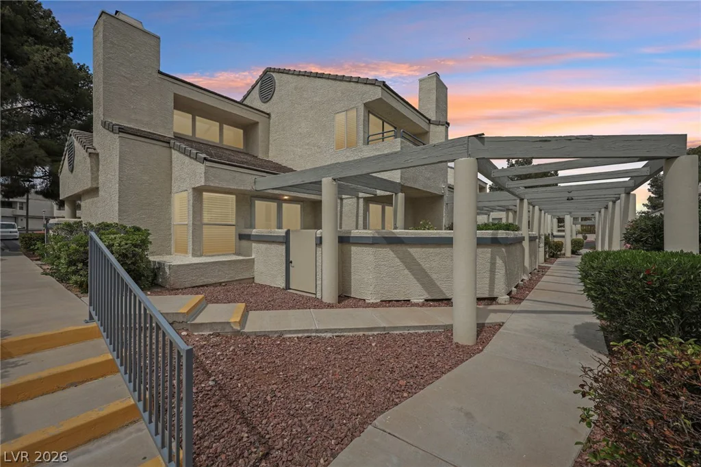 8913 Antioch, Las Vegas, NV 89117