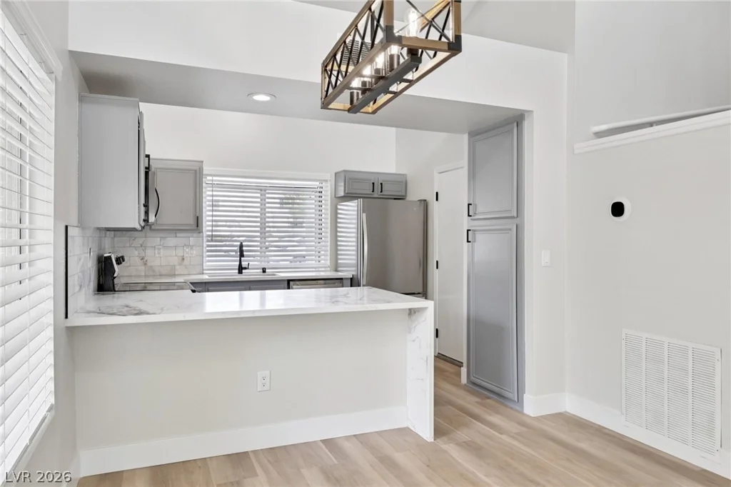 8913 Antioch, Las Vegas, NV 89117