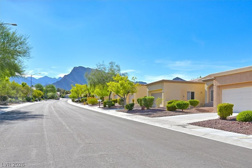 10008 Bundella, Las Vegas, NV 89134