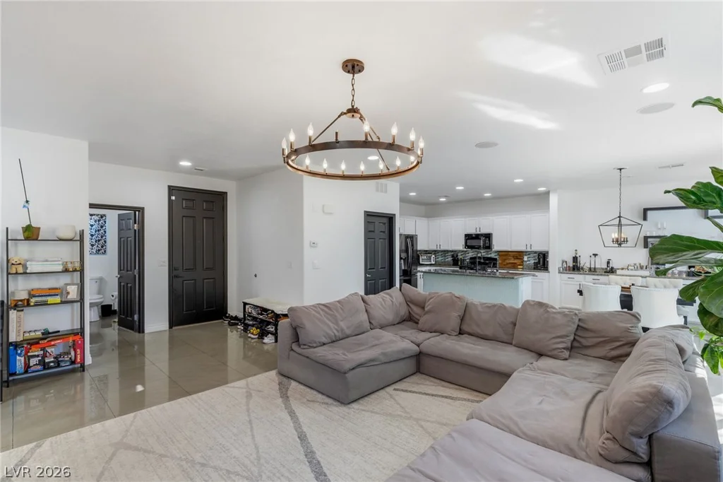 629 Wounded Star, Las Vegas, NV 89178