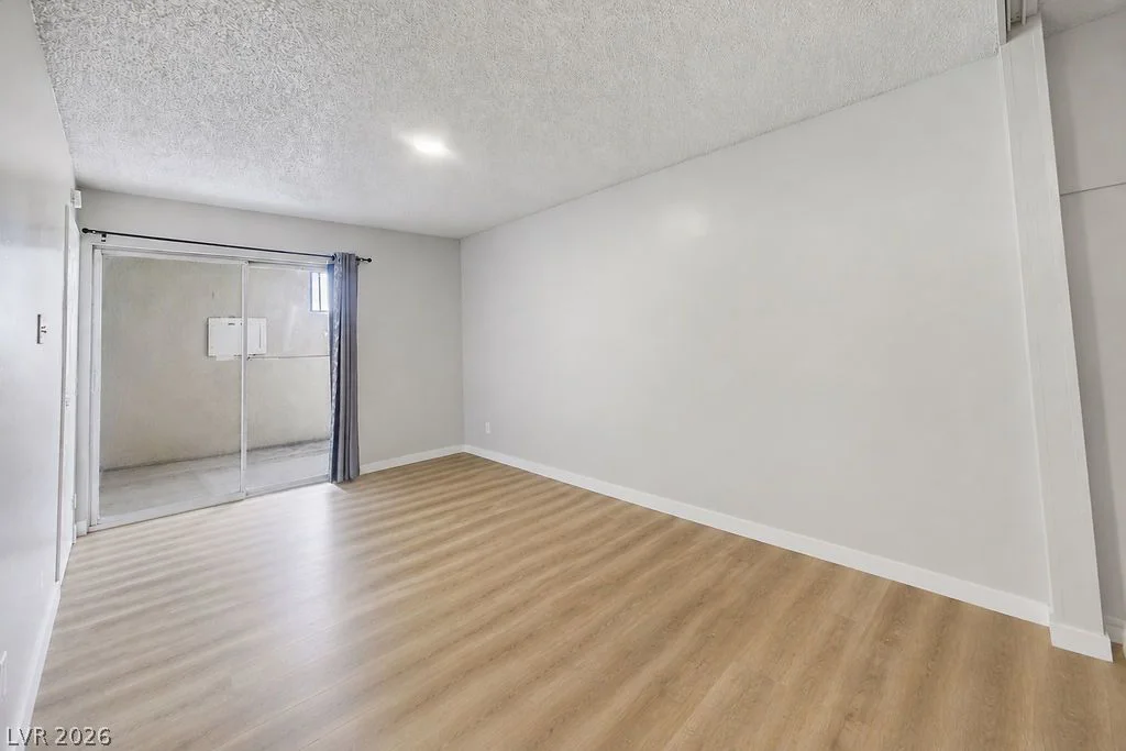 716 11th, Las Vegas, NV 89101