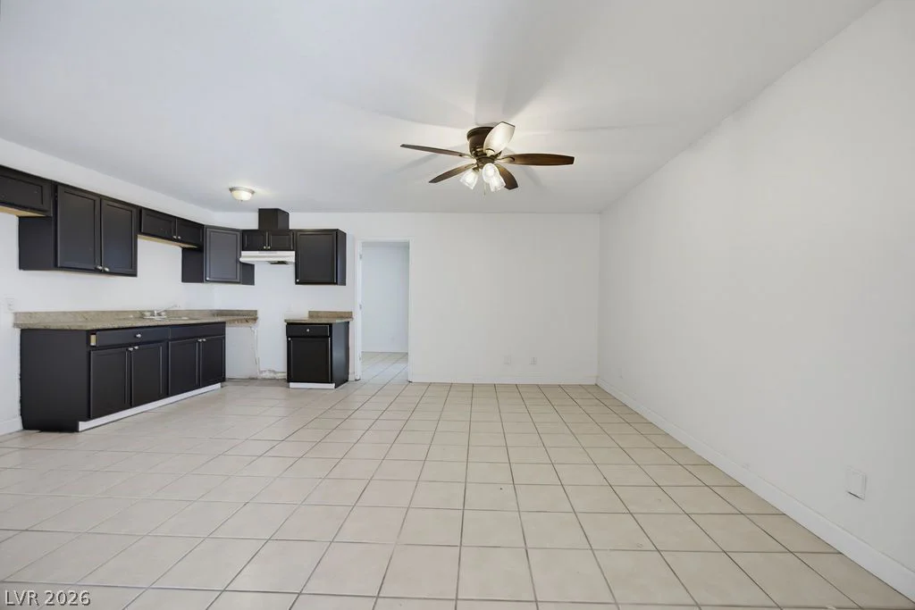 716 11th, Las Vegas, NV 89101