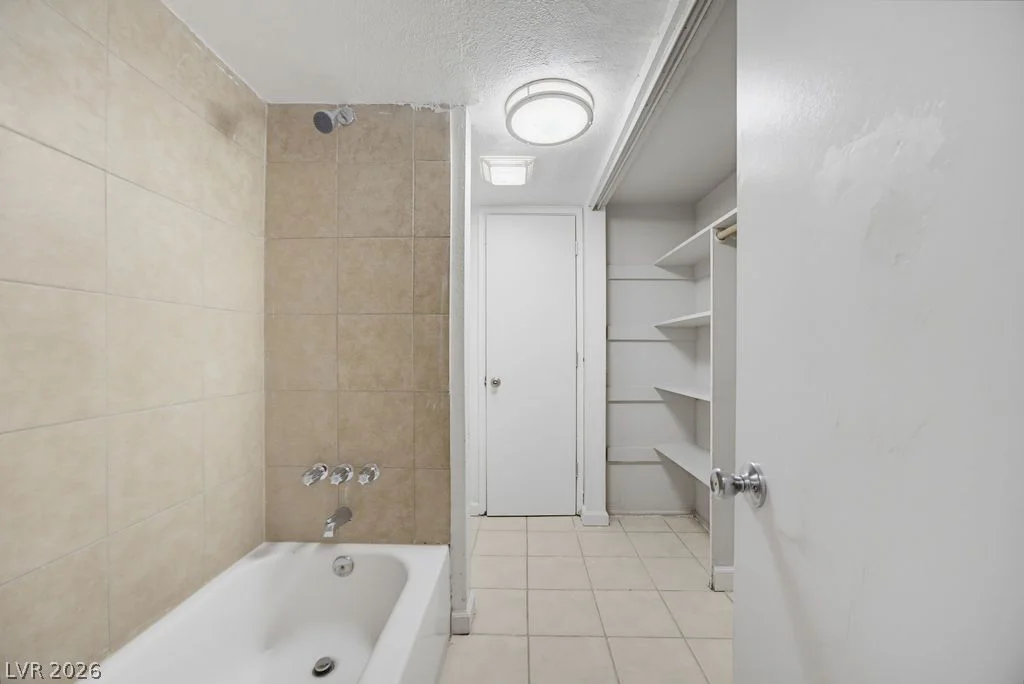 716 11th, Las Vegas, NV 89101