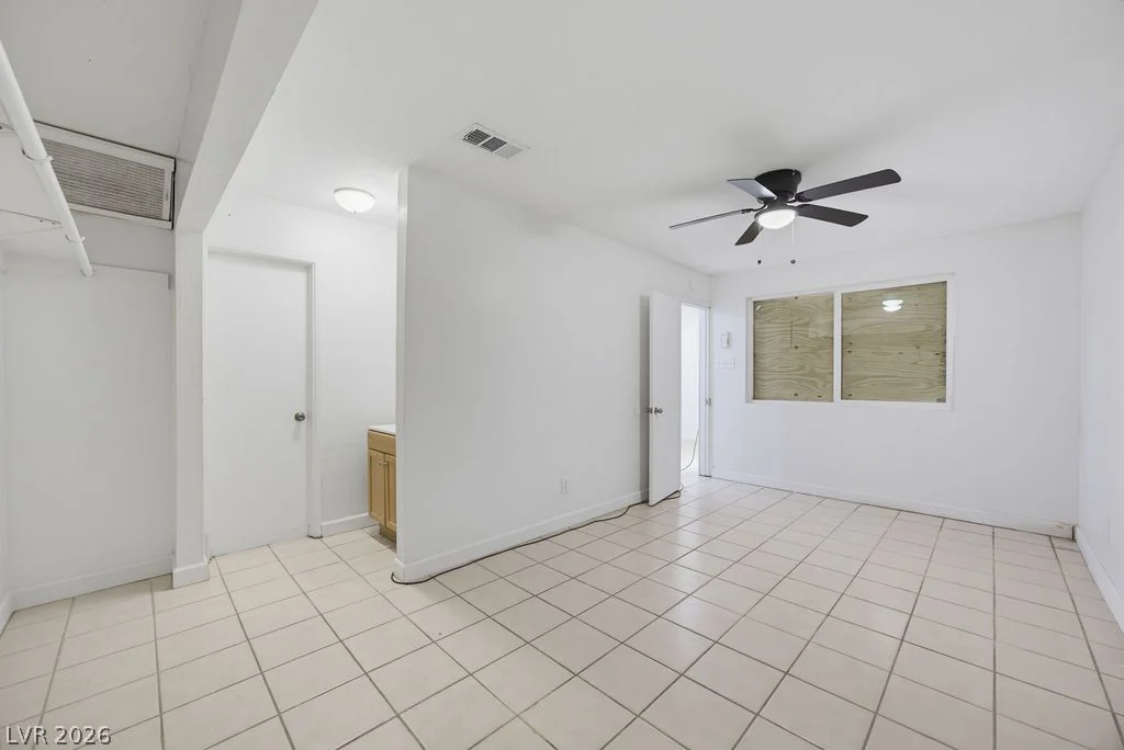 716 11th, Las Vegas, NV 89101