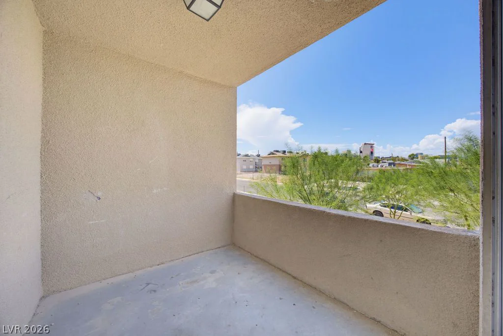 716 11th, Las Vegas, NV 89101