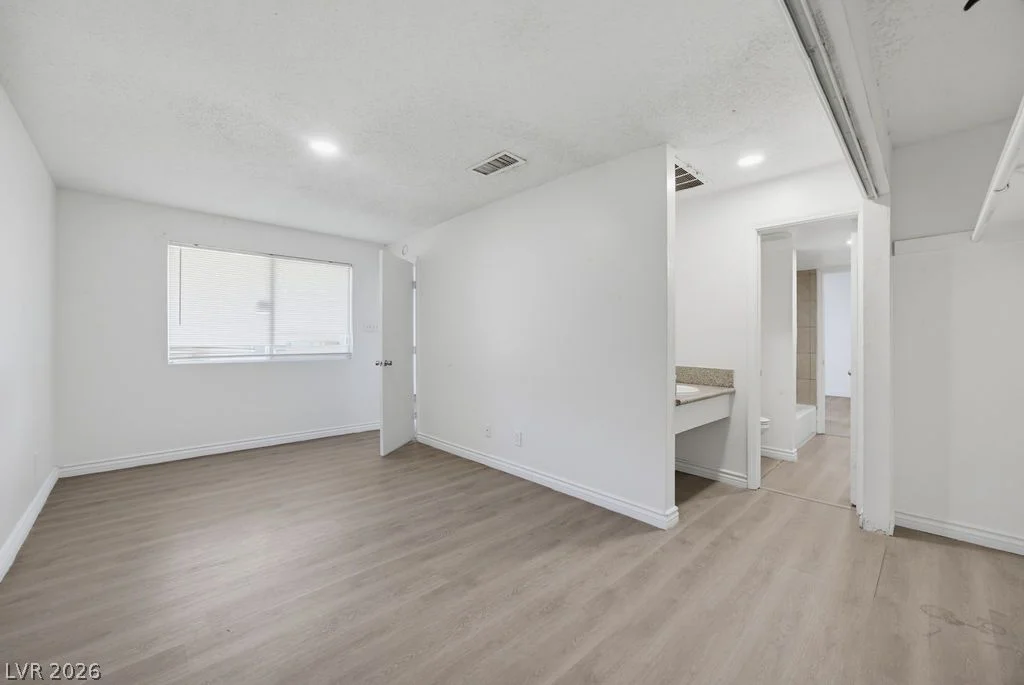 716 11th, Las Vegas, NV 89101