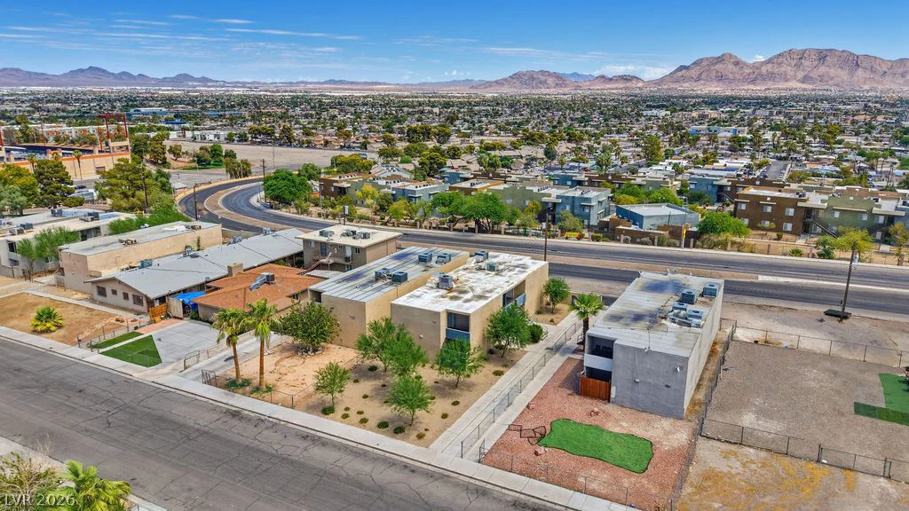 716 11th, Las Vegas, NV 89101