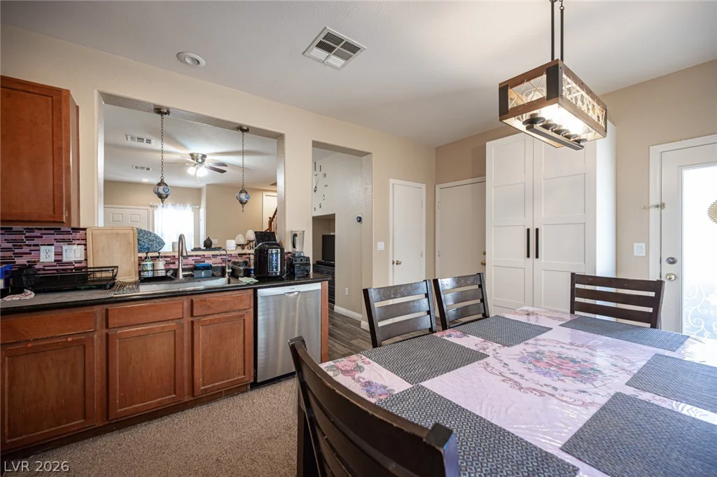 6882 Bronze Meadow, Las Vegas, NV 89122