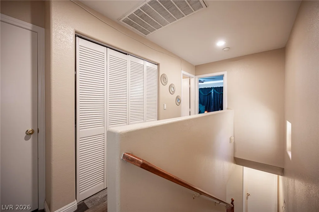 6882 Bronze Meadow, Las Vegas, NV 89122