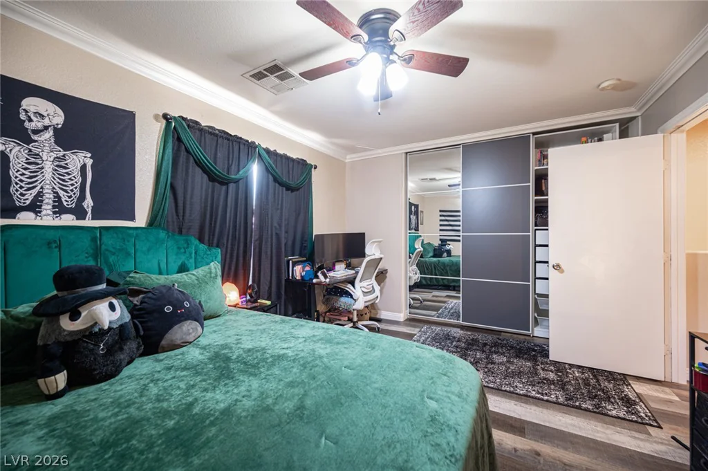 6882 Bronze Meadow, Las Vegas, NV 89122