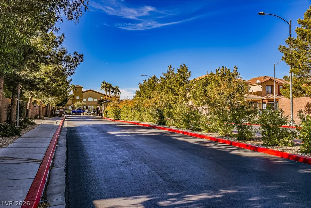 6882 Bronze Meadow, Las Vegas, NV 89122