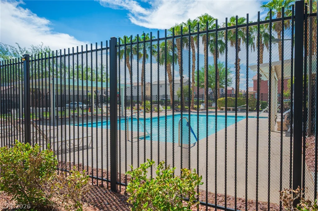 6882 Bronze Meadow, Las Vegas, NV 89122