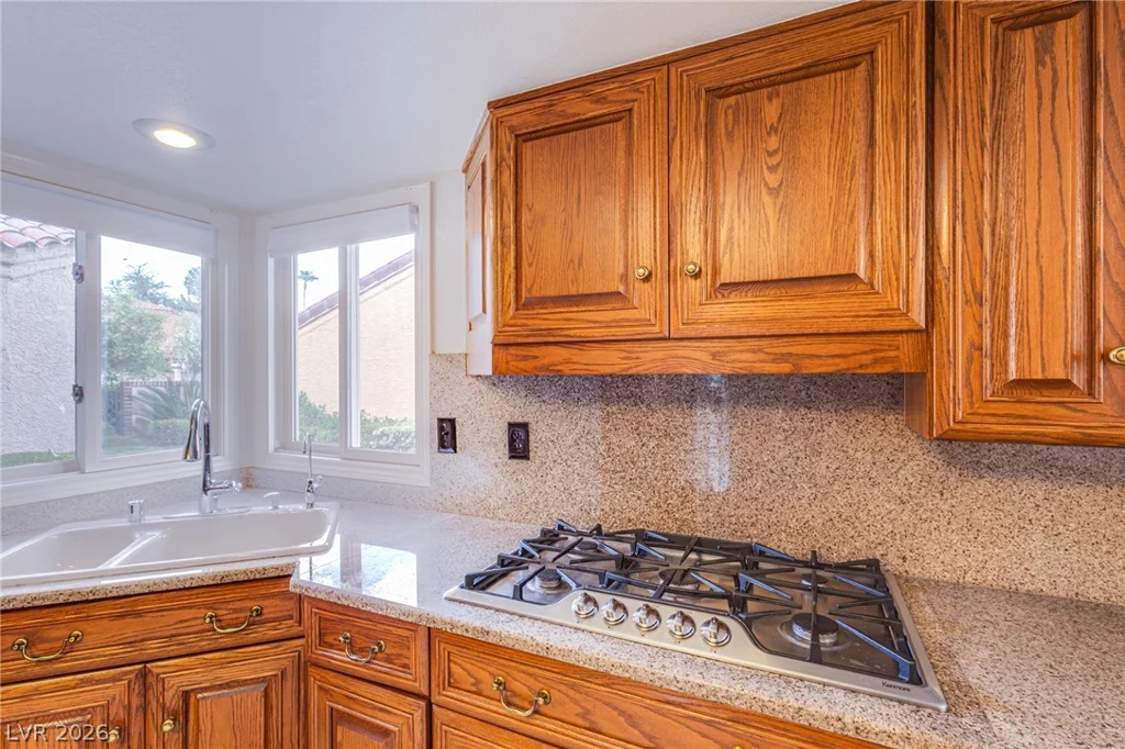 7761 Spanish Lake, Las Vegas, NV 89113