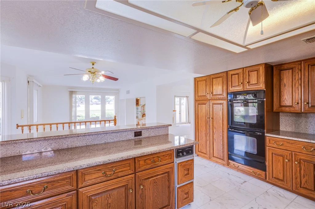7761 Spanish Lake, Las Vegas, NV 89113