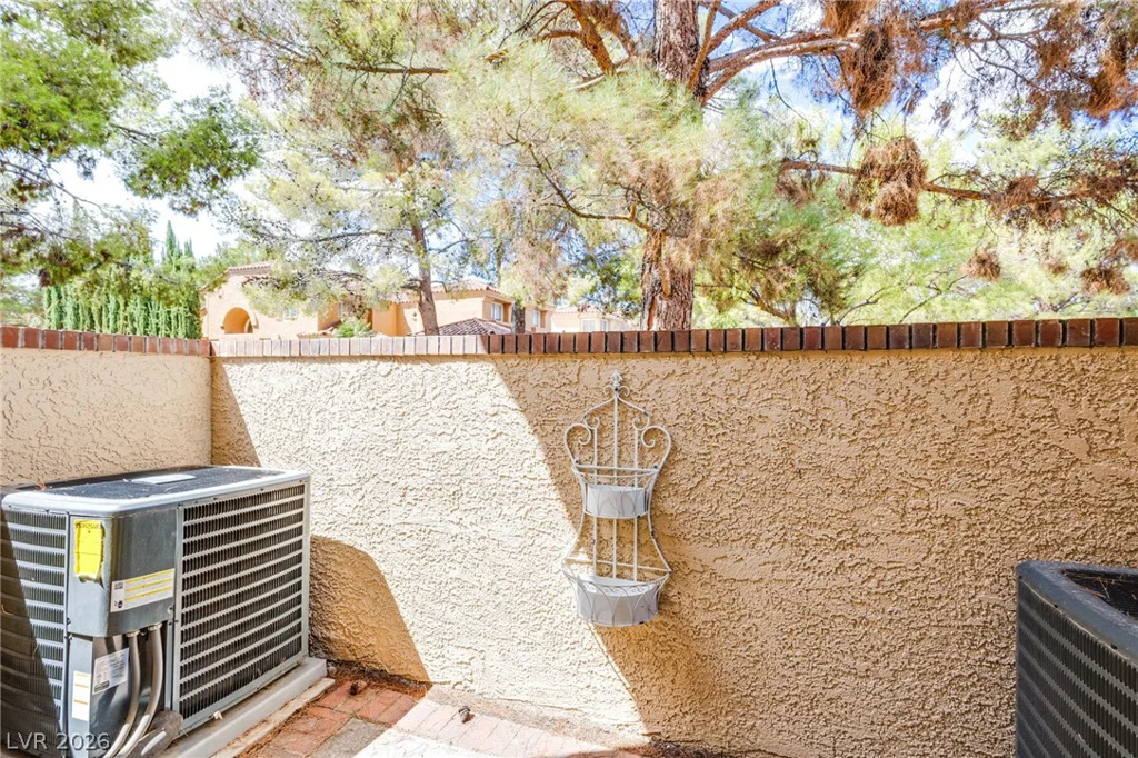 7761 Spanish Lake, Las Vegas, NV 89113