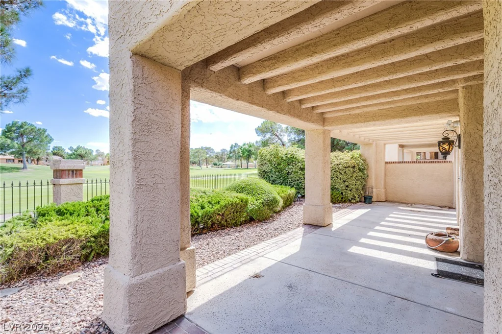 7761 Spanish Lake, Las Vegas, NV 89113