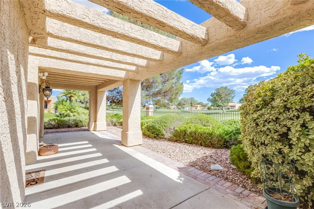 7761 Spanish Lake, Las Vegas, NV 89113