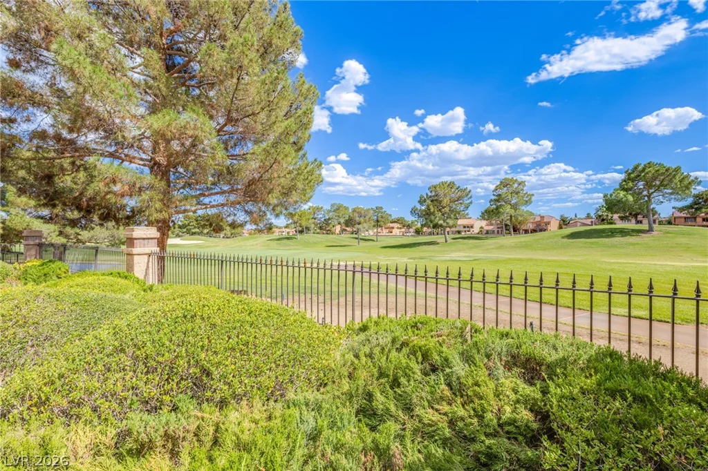 7761 Spanish Lake, Las Vegas, NV 89113