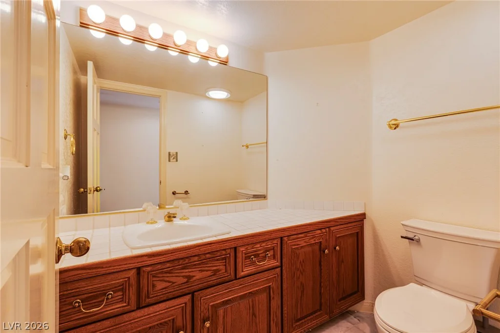7761 Spanish Lake, Las Vegas, NV 89113