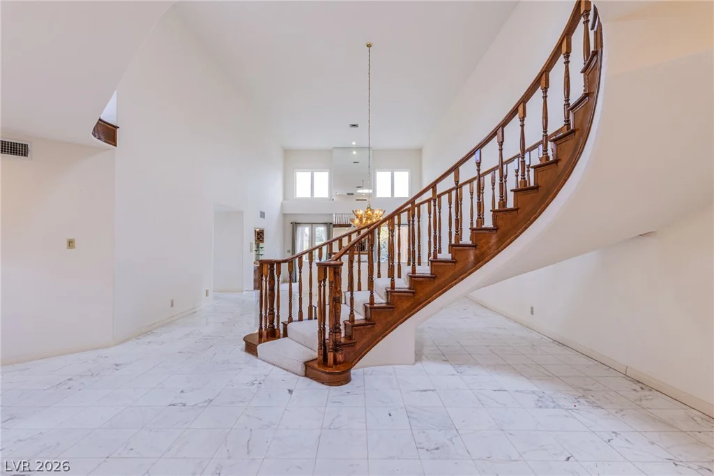 7761 Spanish Lake, Las Vegas, NV 89113
