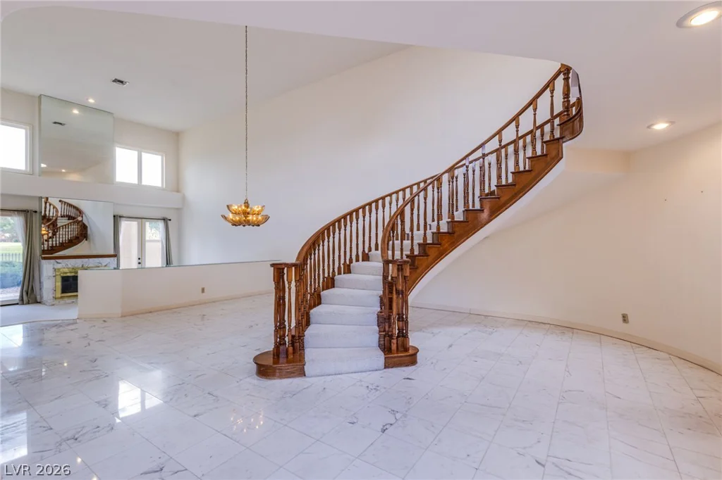 7761 Spanish Lake, Las Vegas, NV 89113