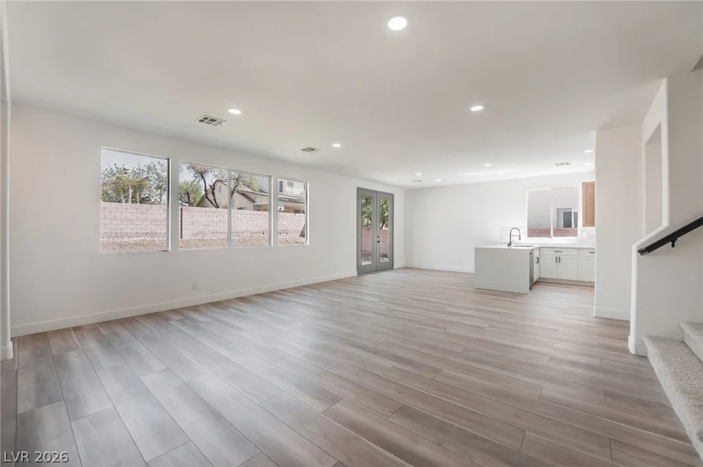3812 Champagne Wood, North Las Vegas, NV 89031