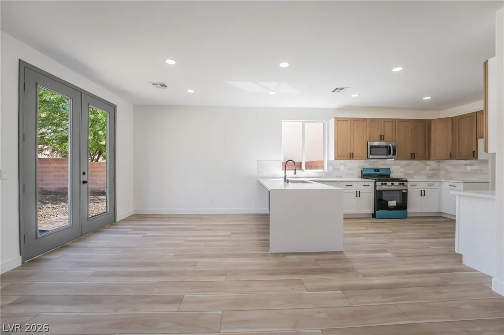3812 Champagne Wood, North Las Vegas, NV 89031