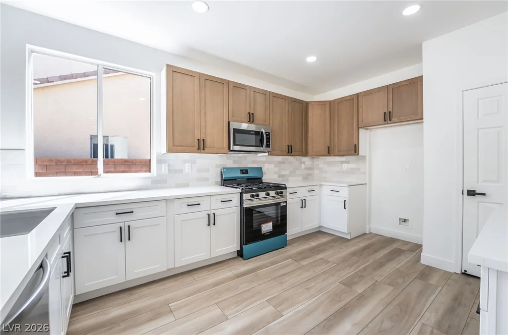 3812 Champagne Wood, North Las Vegas, NV 89031