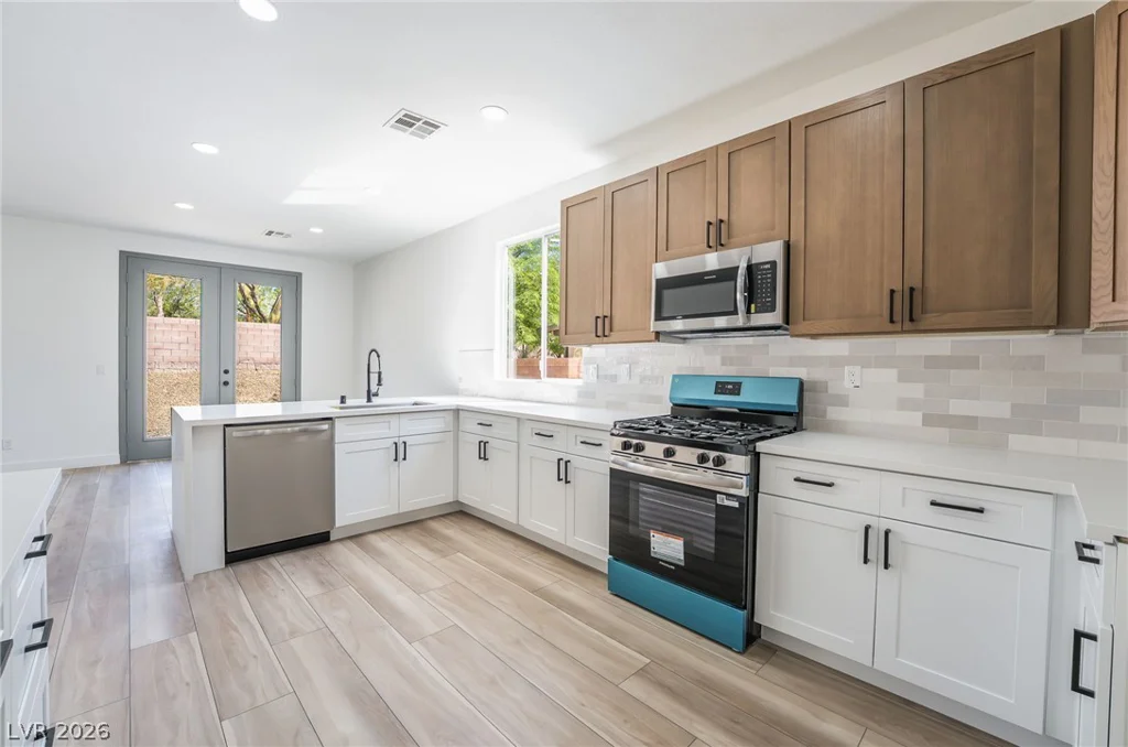 3812 Champagne Wood, North Las Vegas, NV 89031