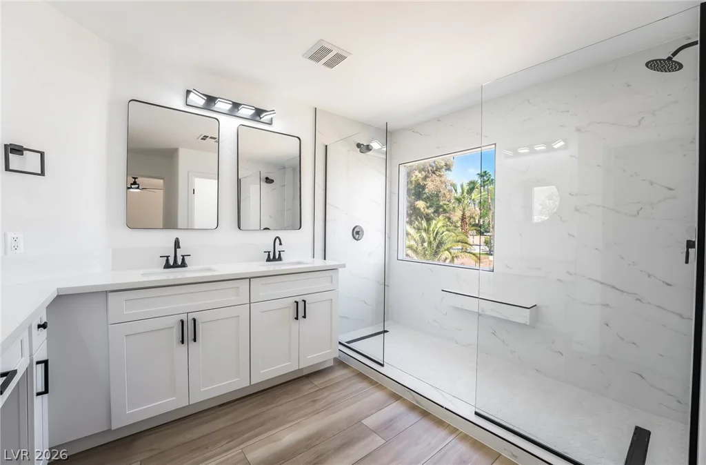 3812 Champagne Wood, North Las Vegas, NV 89031