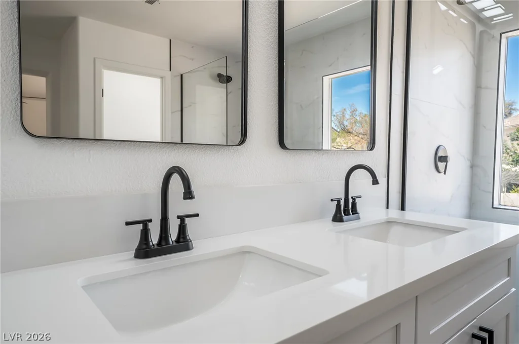 3812 Champagne Wood, North Las Vegas, NV 89031