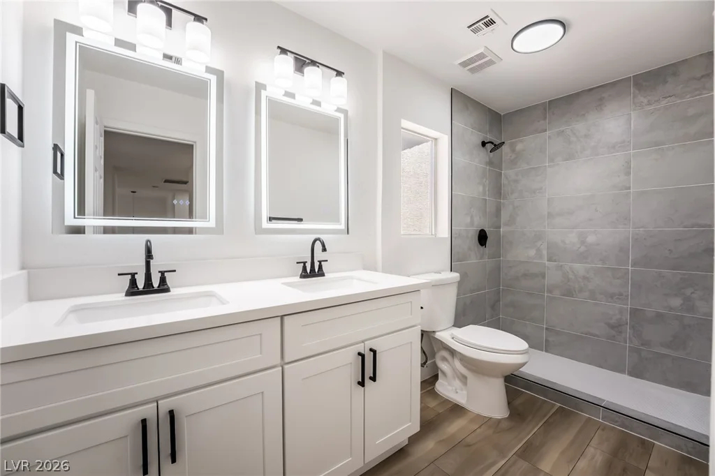 3812 Champagne Wood, North Las Vegas, NV 89031