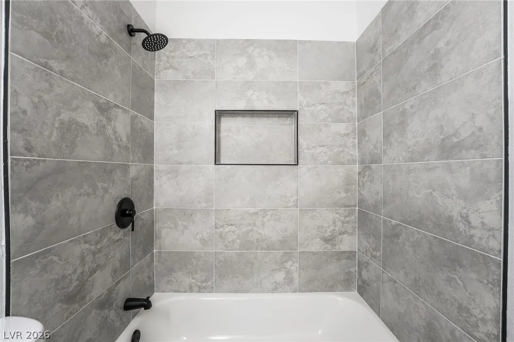 3812 Champagne Wood, North Las Vegas, NV 89031