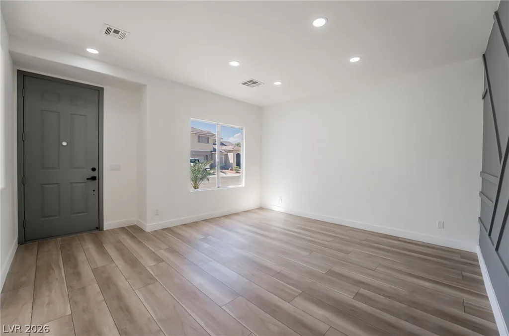 3812 Champagne Wood, North Las Vegas, NV 89031