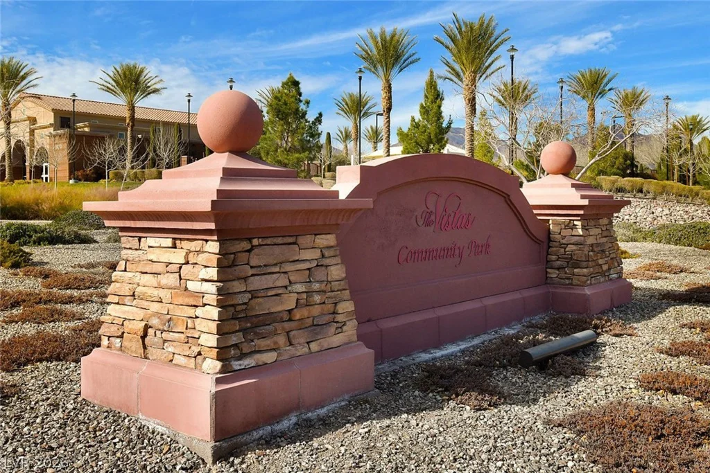 834 Roseberry, Las Vegas, NV 89138