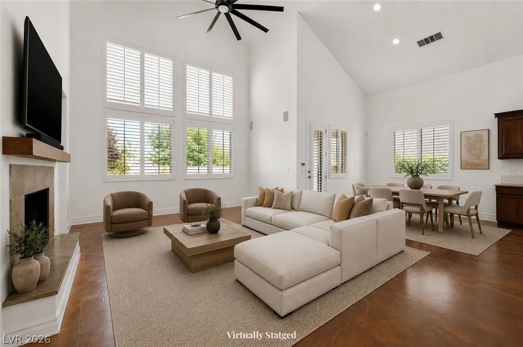834 Roseberry, Las Vegas, NV 89138