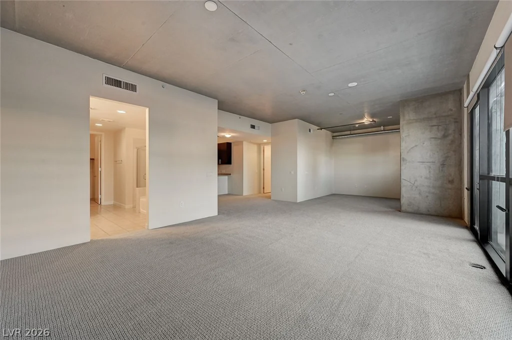 353 Bonneville, Las Vegas, NV 89101