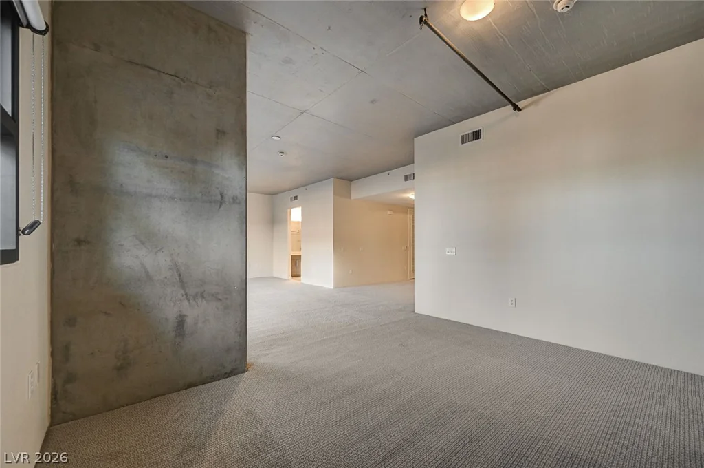 353 Bonneville, Las Vegas, NV 89101