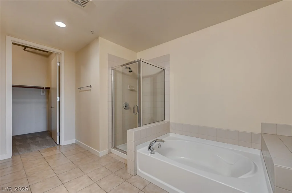 353 Bonneville, Las Vegas, NV 89101