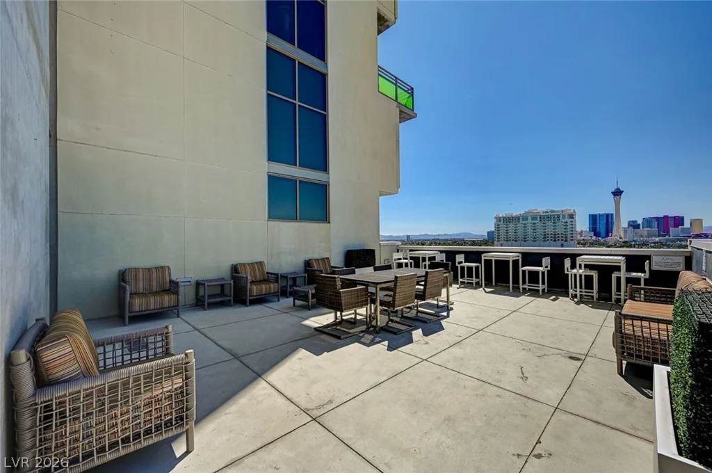 353 Bonneville, Las Vegas, NV 89101