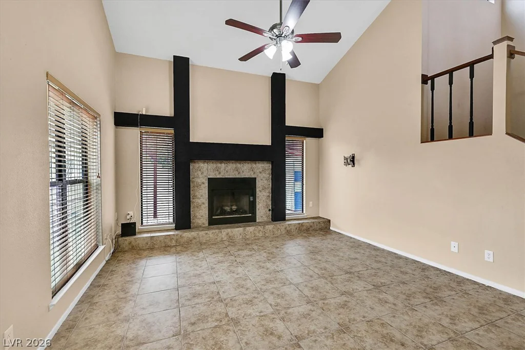 3820 Rhine, Las Vegas, NV 89108