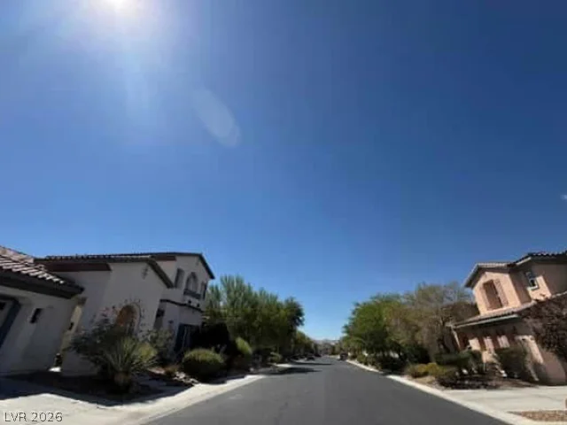 10003 Emerald Pools, Las Vegas, NV 89178