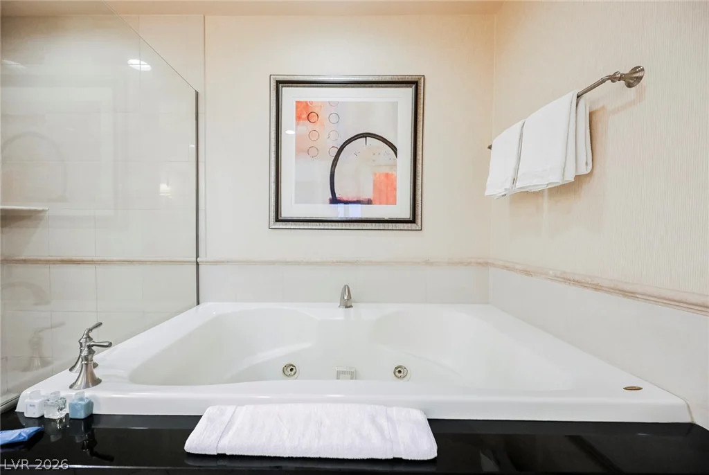 145 HARMON, Las Vegas, NV 89109